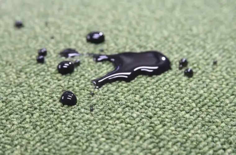 万が一でも安心！撥水と防汚付カーペット「COCOSE/ココス」