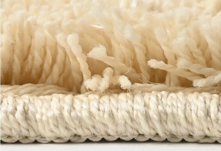 汚れに強いシャギータイプのカーペット「NINA/ニーナ」